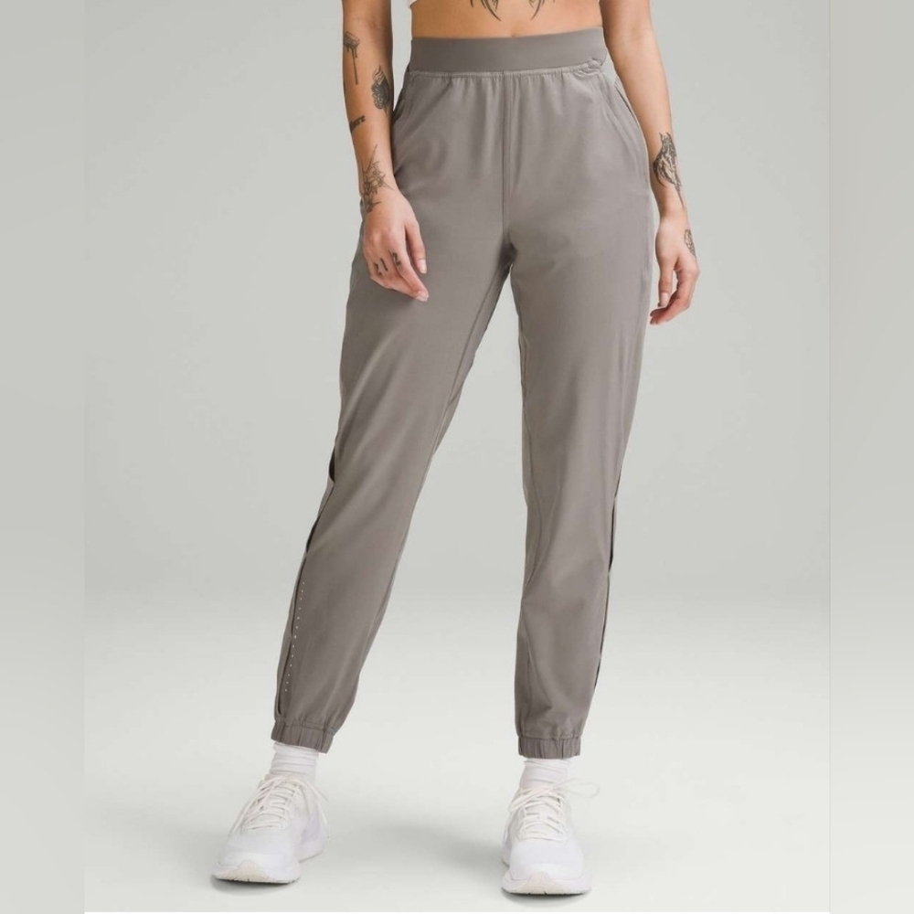 Lululemon Adapted State High-Rise Airflow Size 4.